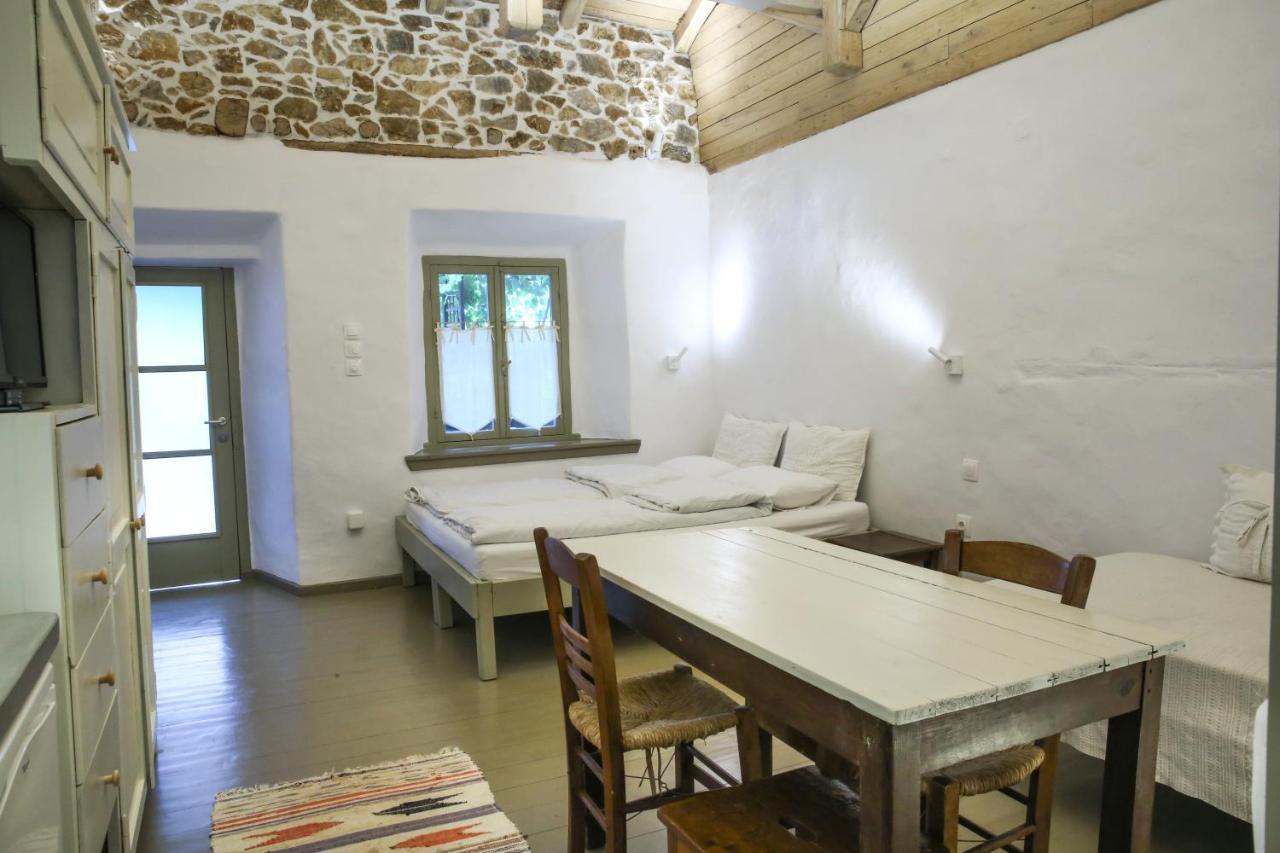 Ghermaniko Guesthouse ダモウチャリ エクステリア 写真